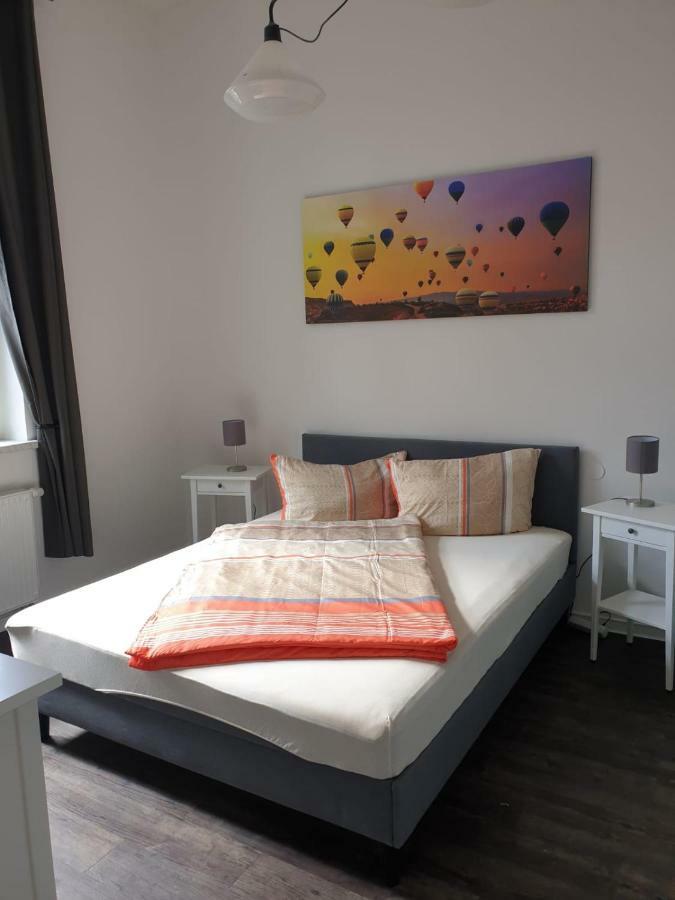 Eddy's Sunshine Apartment